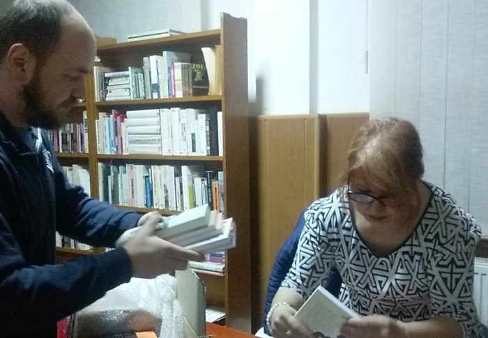 ”Cultura isăcceană, încotro?” – donație de carte pentru Biblioteca orășenească, din partea USR Tulcea