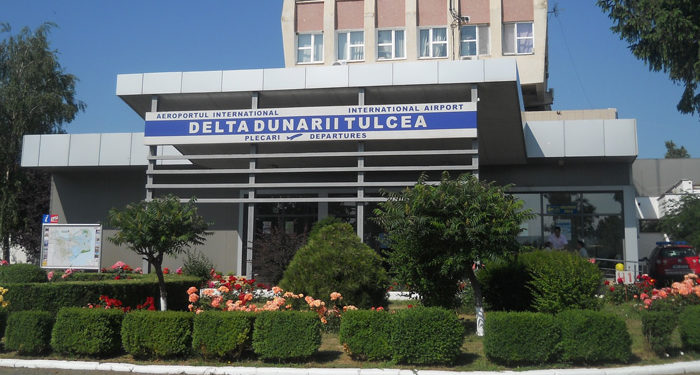 Nereguli majore descoperite de CE la Aeroportul Delta Dunării: contractul privind modernizarea pistei, cu dedicație!