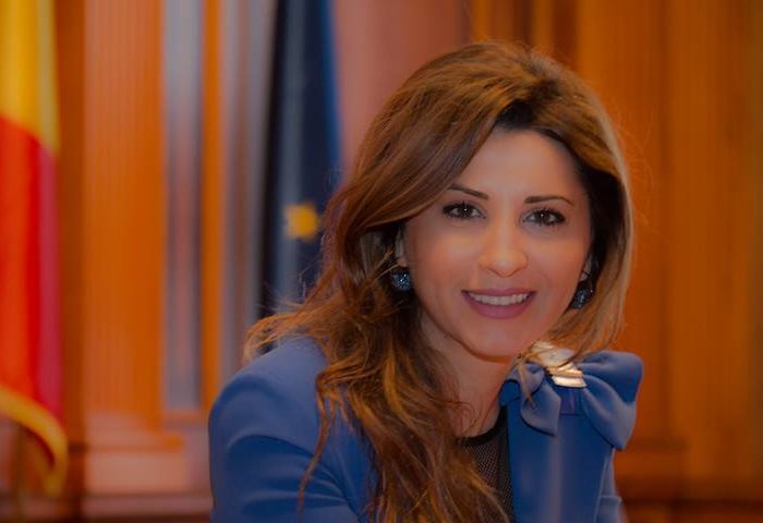 Iluștrii necunoscuți care ne conduc. Studiu de caz: pesedista Mirela Furtună